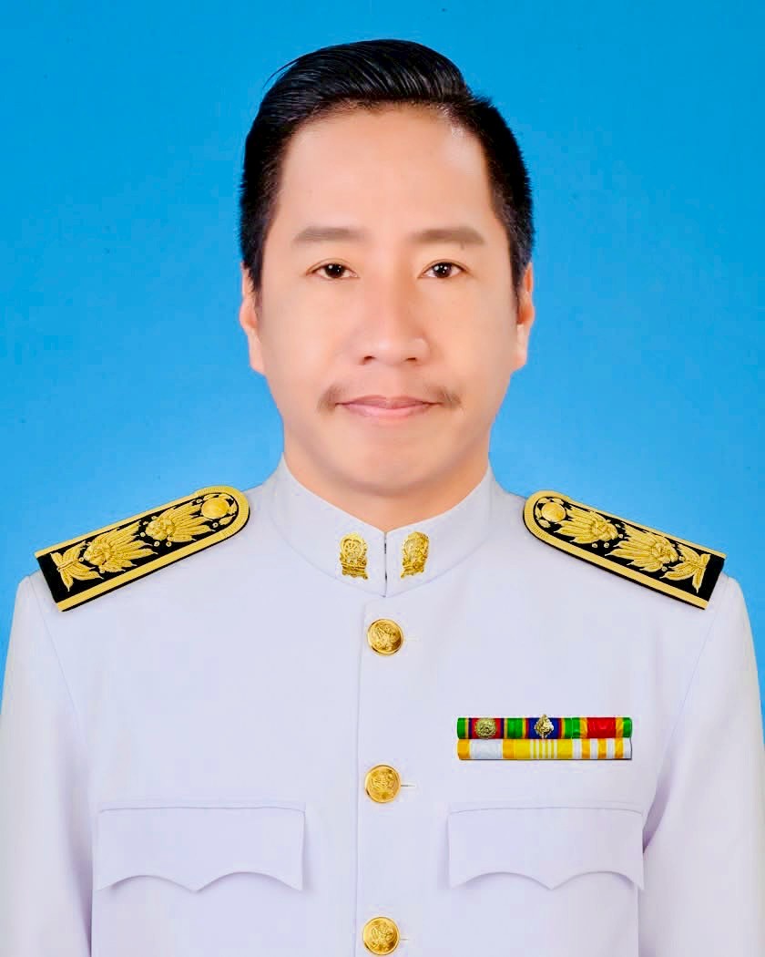 นายธัญชลิต ณ น่าน